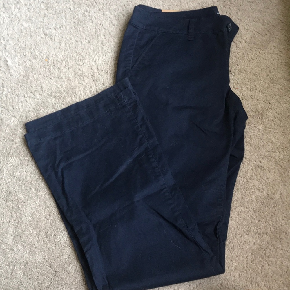 ⭐️NWT⭐️ navy kickboot pants